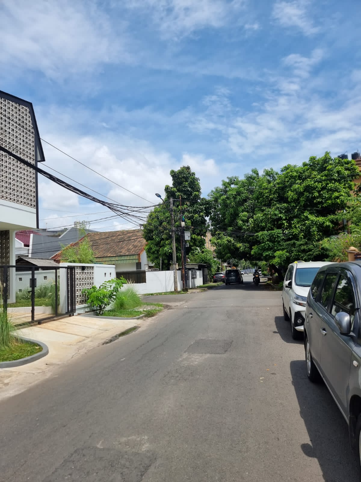 Jual Cepat Rumah luas 5,5m x 15m di Perumahan Kosambi Jakarta Barat (RR) - Foto 4