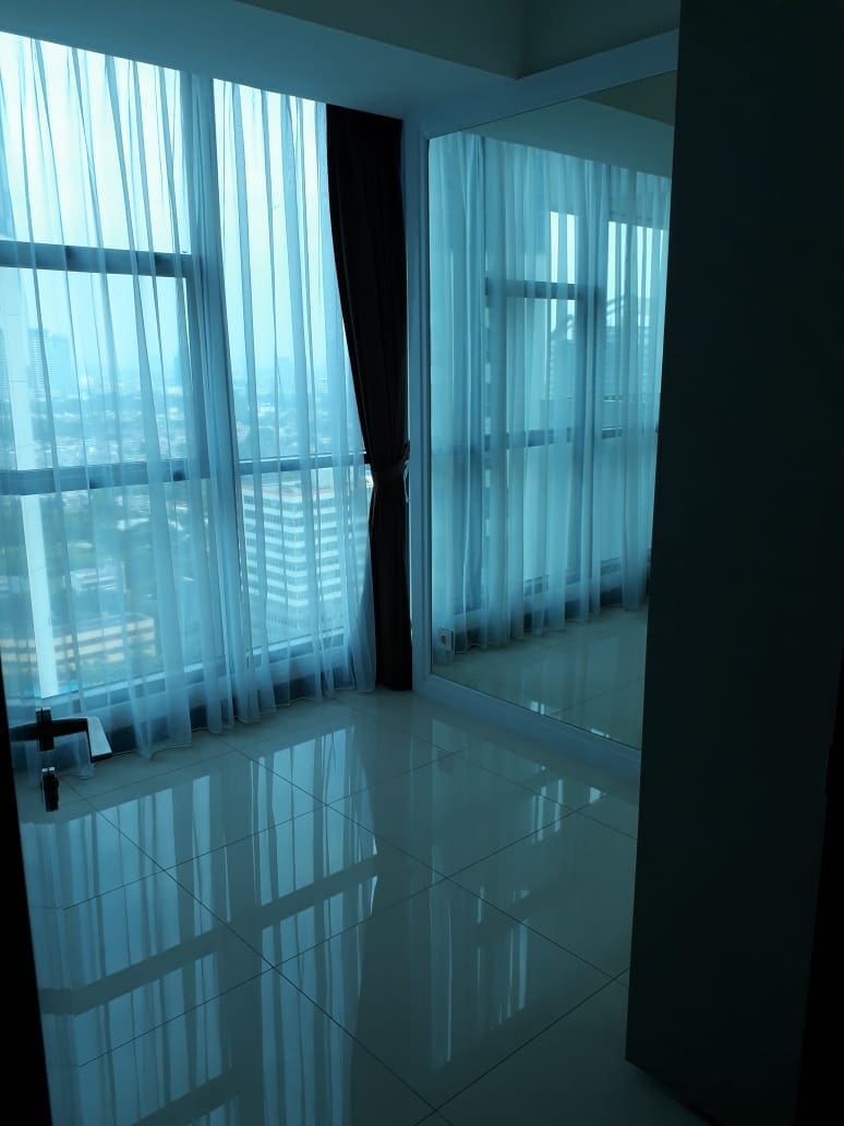 Sewa Cepat Apartemen Casa Grande KT 2+1 di Jakarta Selatan (RR) - Foto 3