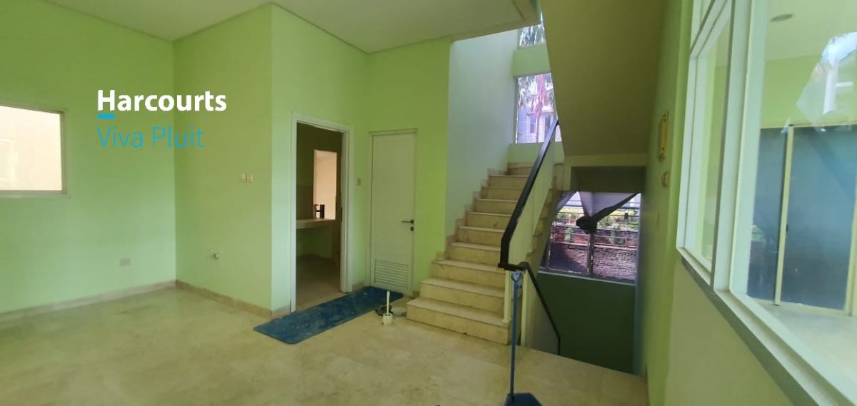 Dijual Rumah Siap Huni di The Riviera at Puri, Jakarta Barat. Harga Nego! - Foto 2