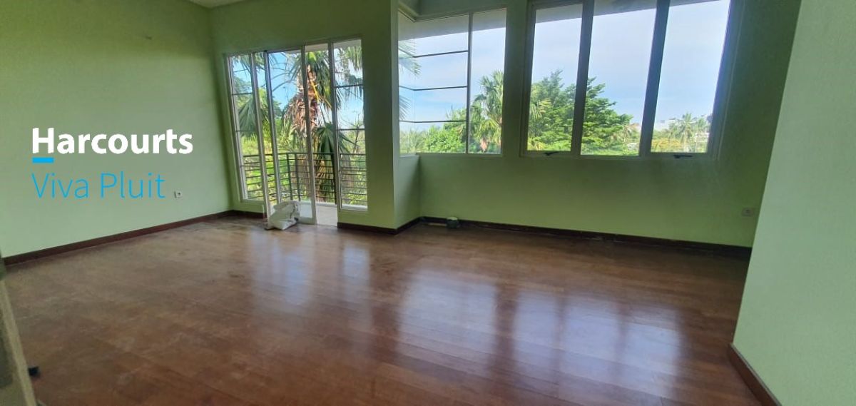 Dijual Rumah Siap Huni di The Riviera at Puri, Jakarta Barat. Harga Nego! - Foto 4