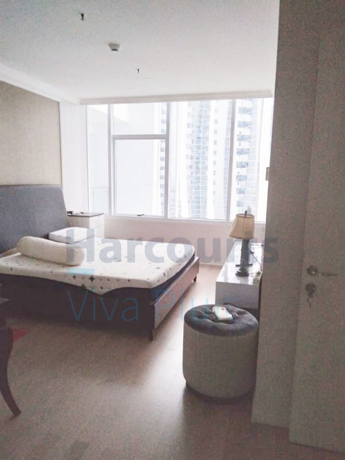 DIJUAL CEPAT! APARTEMEN REGATTA – TOWER LONDON, PANTAI MUTIARA
