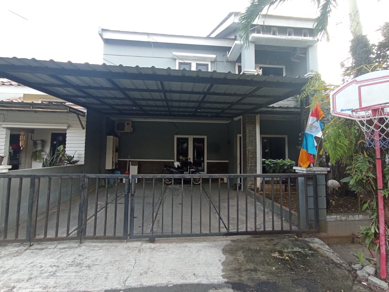 Jual Rumah di bawah pasar hadap selatan di daerah Griya Bintaro Estate Tangerang Selatan (BM)