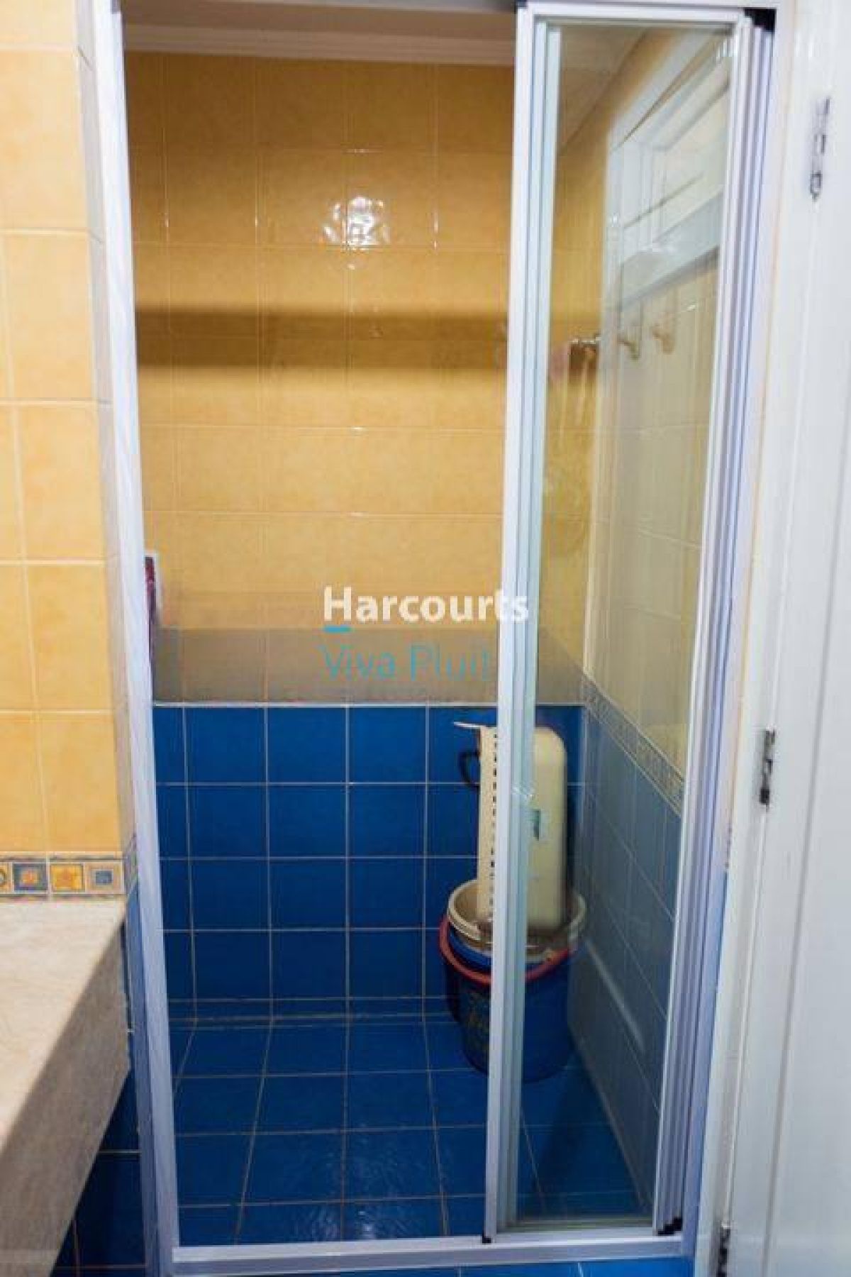 Disewa Apartemen Pantai Mutiara, Pluit, Jakarta Utara. Siap Huni Harga Murah - Foto 3