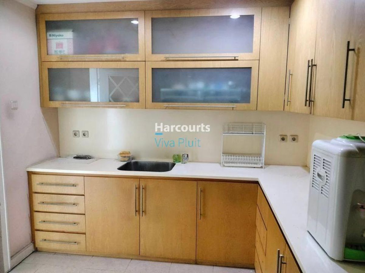 Disewa Apartemen Pantai Mutiara, Pluit, Jakarta Utara. Siap Huni Harga Murah - Foto 11
