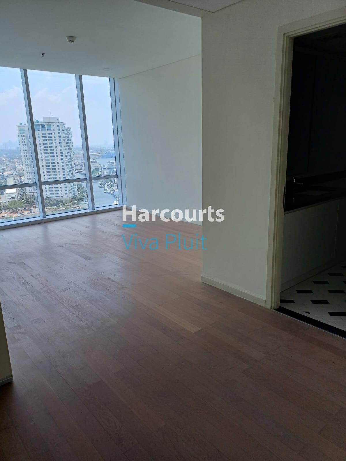 Disewa Apartemen Regatta Pantai Mutiara, Jakarta Utara. Siap Huni Murah! - Foto 4