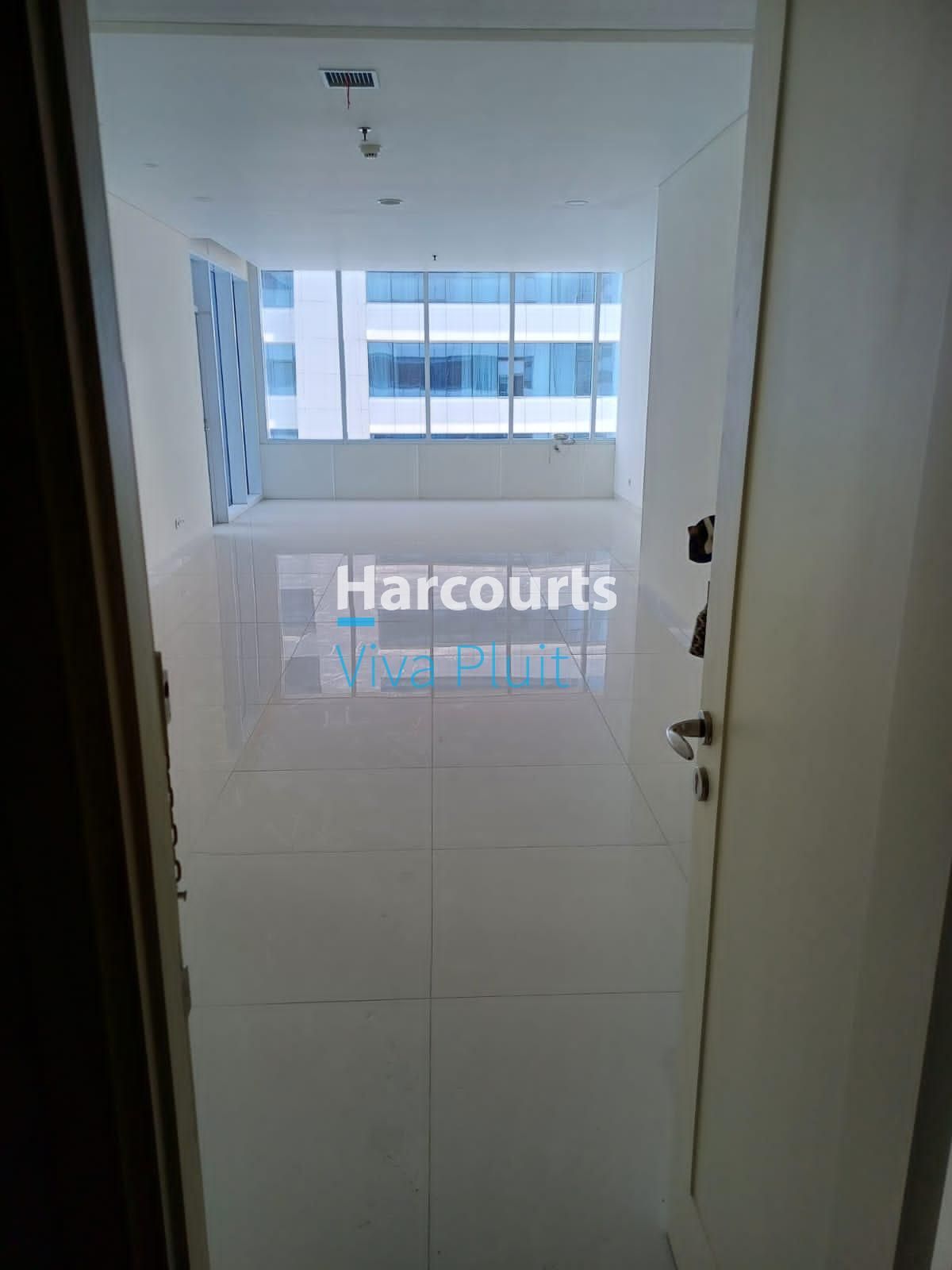 Disewa Apartemen Regatta Pantai Mutiara, Jakarta Utara. Siap Huni Murah! - Foto 9