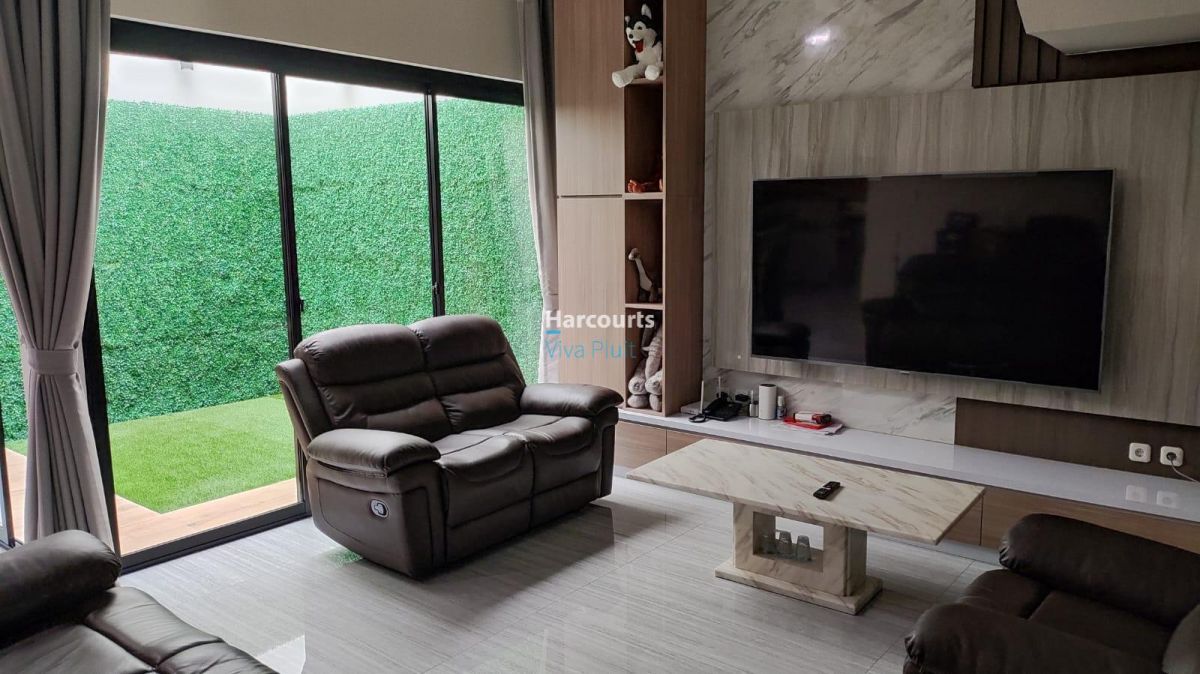 Disewa Rumah di Johar Golf Raya, Pantai Indah Kapuk. Harga Nego! - Foto 14
