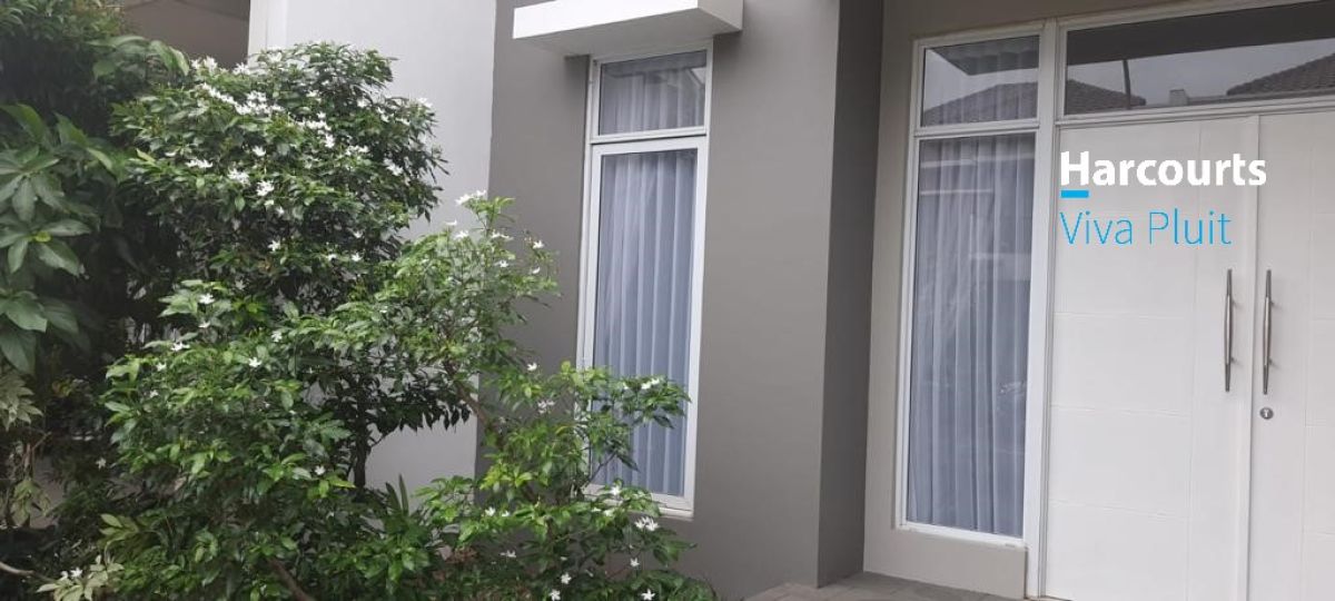 Dijual Rumah Siap Huni Golf Lake Residence, Cengkareng, Jakarta Barat