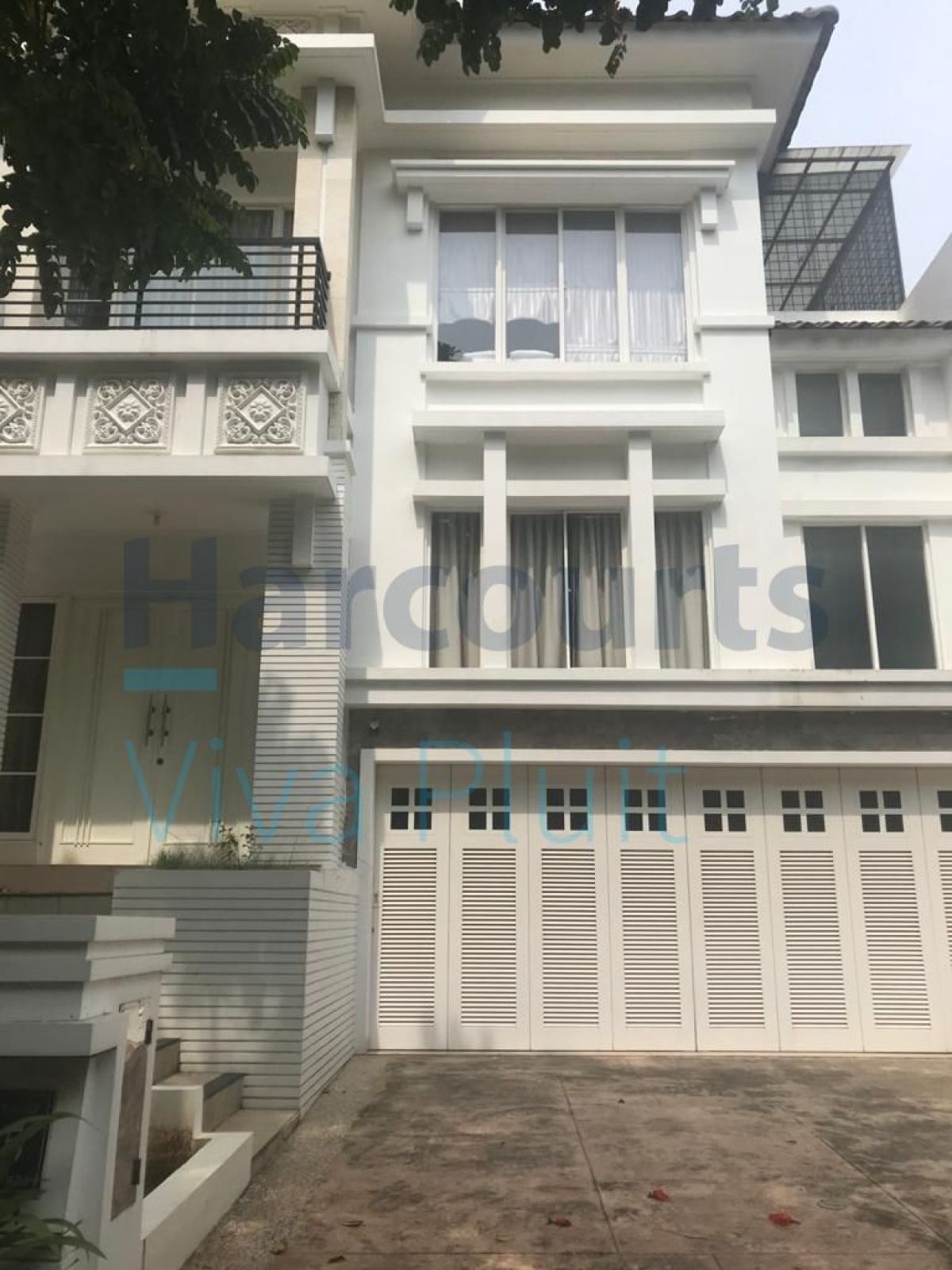 Dijual Rumah Mewah Crown Golf Pantai Indah Kapuk, Jakarta Utara