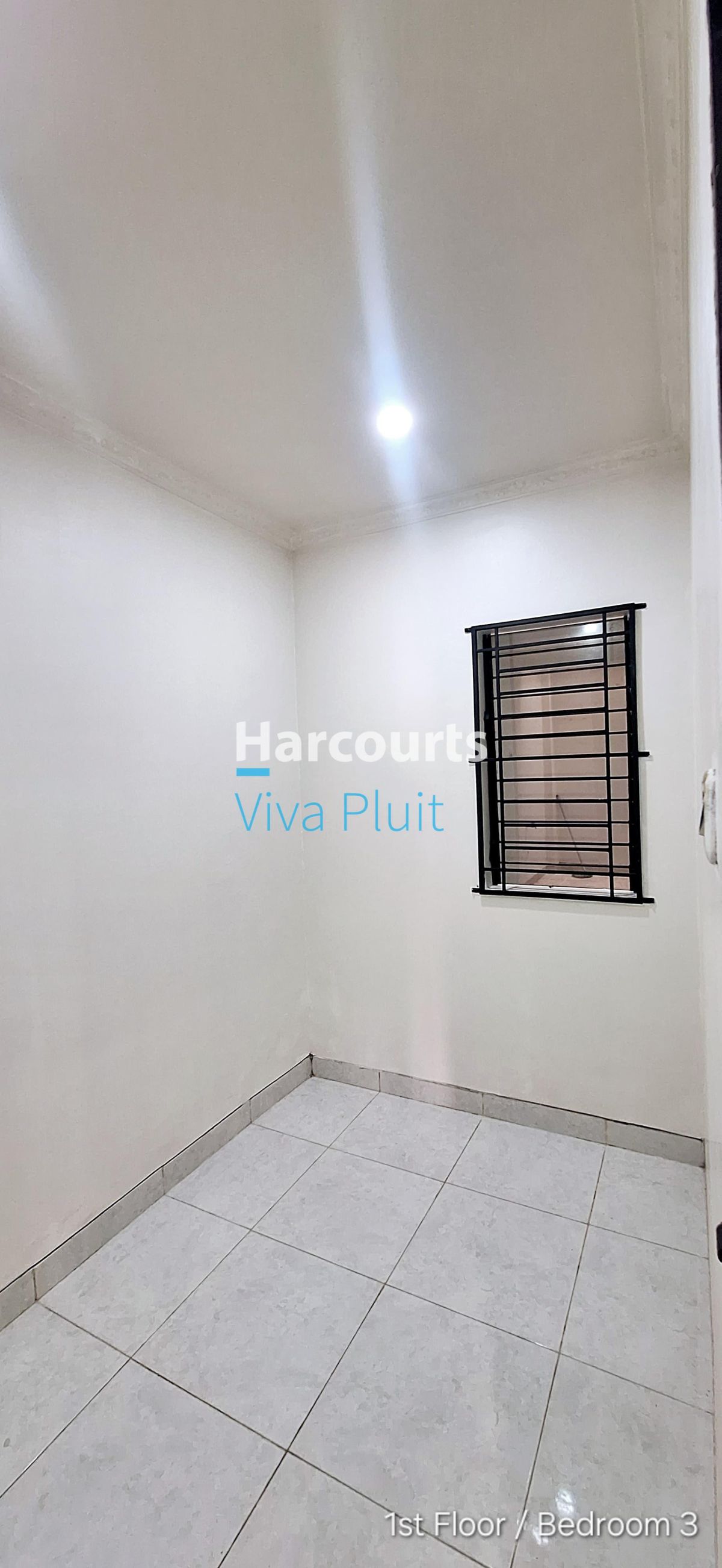 Rumah Taman Surya 2, Kalideres, Jakarta Barat. Siap Huni Harga Nego - Foto 2