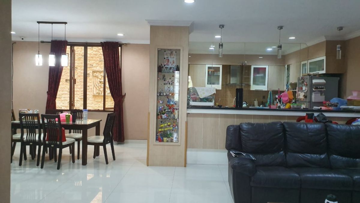 Rumah Johar Hijau, Pantai Indah Kapuk. Siap Huni Harga Nego - Foto 4