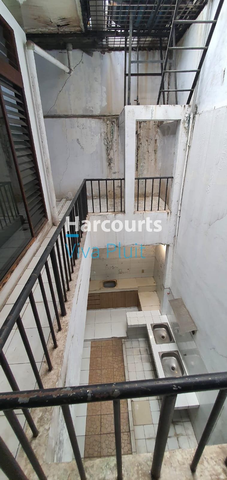 Turun Harga! Dijual Rumah Pluit Timur Residence, Jakarta Utara - Foto 10
