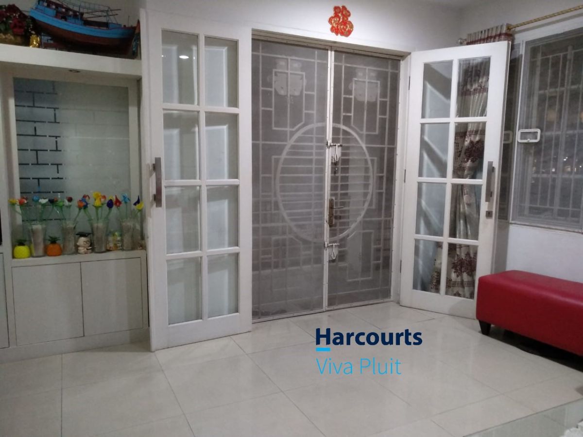 Dijual Rumah 2 Lantai Muara Karang, Jakarta Utara. Siap Huni Harga Nego - Foto 2