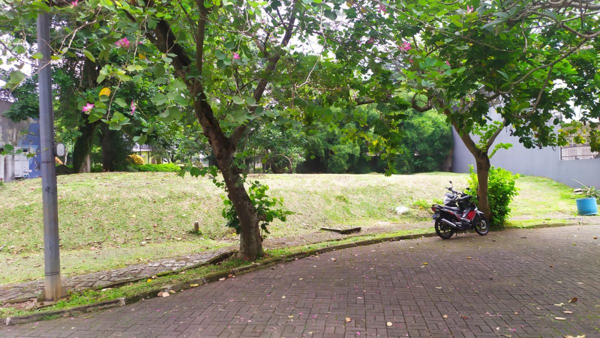 Tanah Teras Golf Sektor 7, Bsd, Tangerang. Harga Murah Nego!