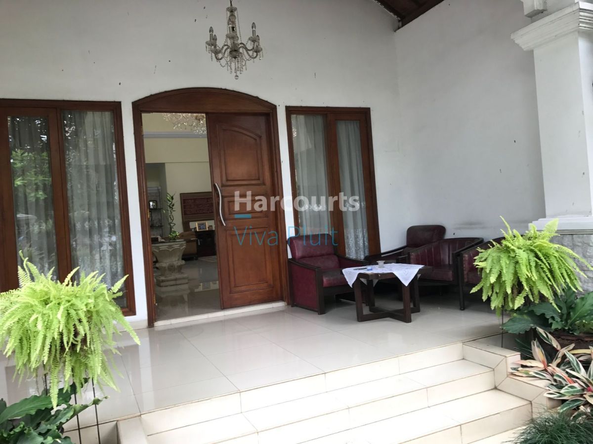 Rumah Mewah Pegangsaan, Menteng, Jakarta Pusat. Harga Nego! - Foto 5