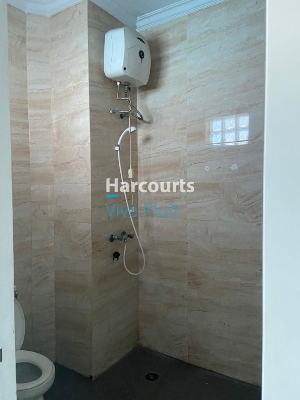 Disewa Rumah Pluit Timur Residence. Lokasi Strategis, Harga Nego - Foto 5