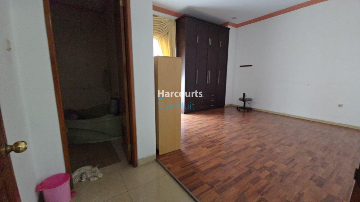 Jual Cepat Rumah Siap Huni di Jl. Pluit Permai. Harga Nego! - Foto 4