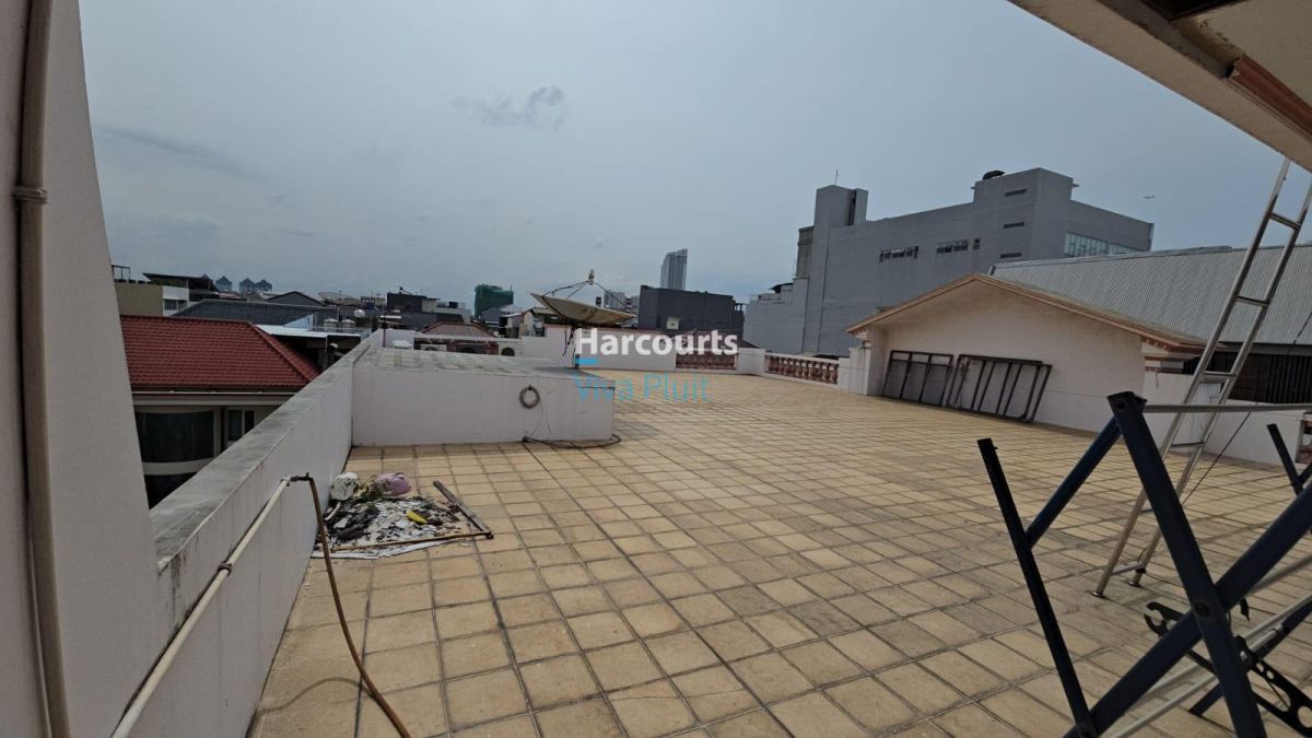 Jual Cepat Rumah Siap Huni di Jl. Pluit Permai. Harga Nego! - Foto 10