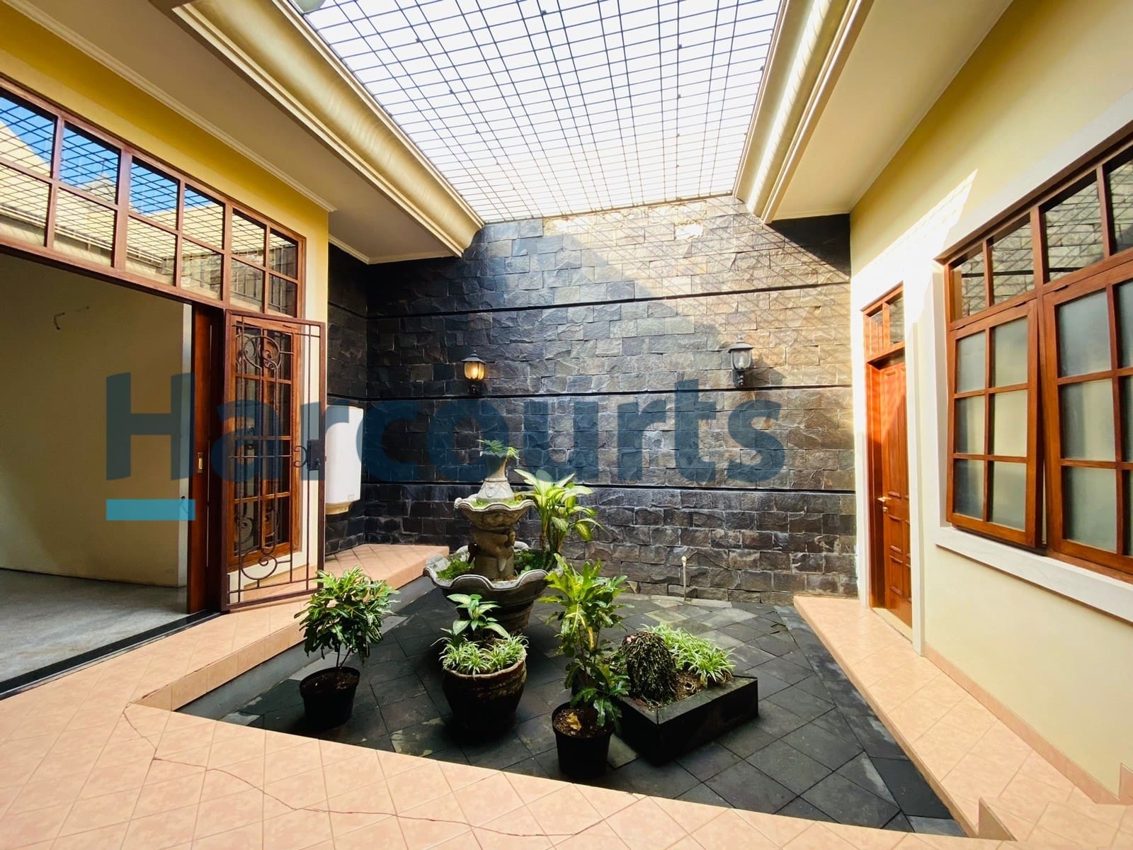 Jual Cepat Rumah Bagus Super Strategis di daerah Jagakarsa Jakarta Selatan (ID) - Foto 5