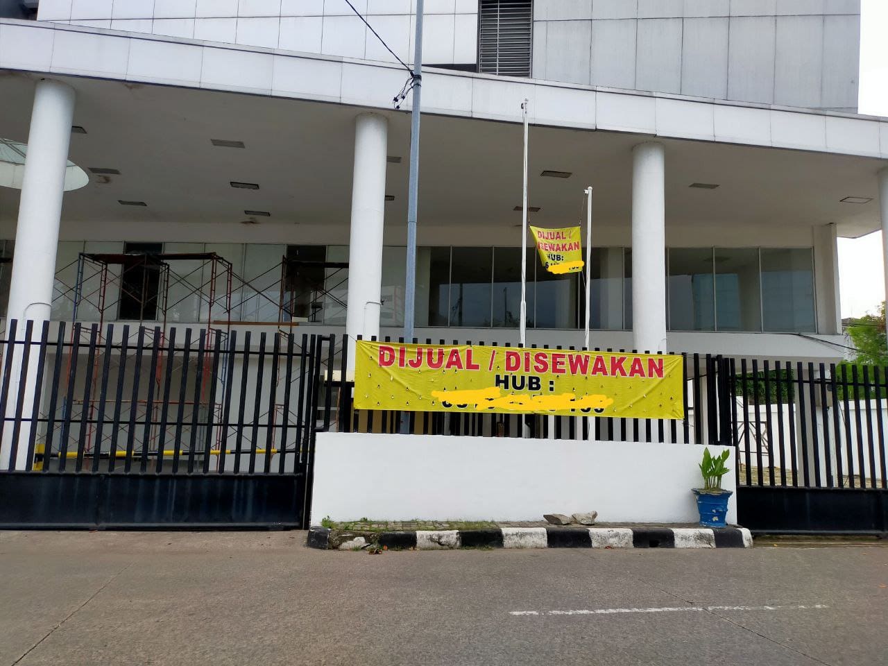 Disewakan Gedung luas 5 lantai di Angkasa Gunung Sahari Kemayoran Jakarta Pusat (JS)