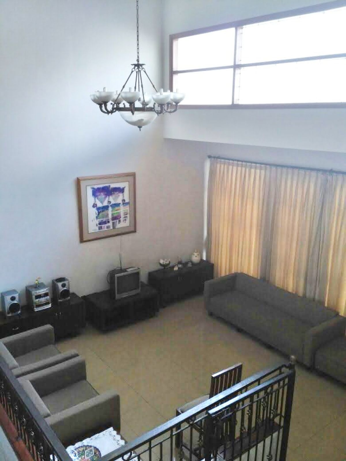 Jual Rumah bagus dan terawat di  Parahyangan Rumah VillaBandung Jawa Barat BM