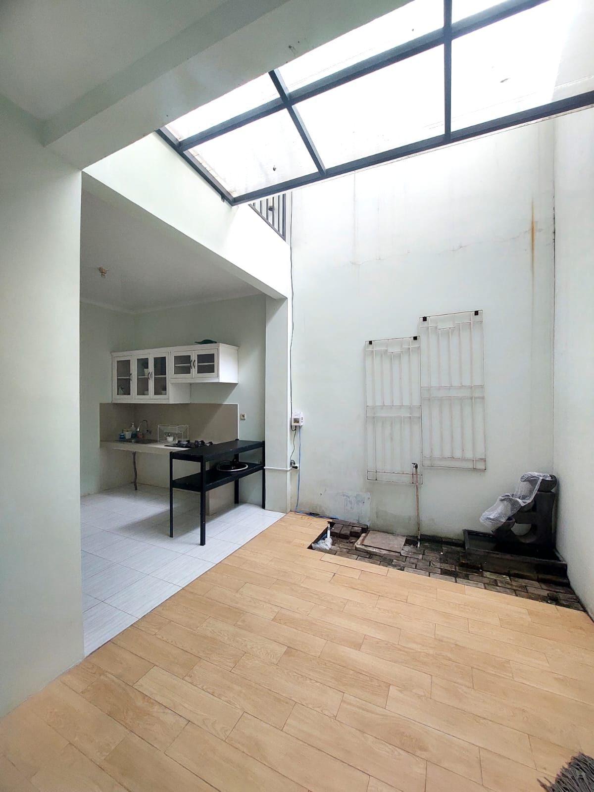 Sewa Cepat Rumah 2 lantai di Bintaro Tangerang Selatan (BM) - Foto 4