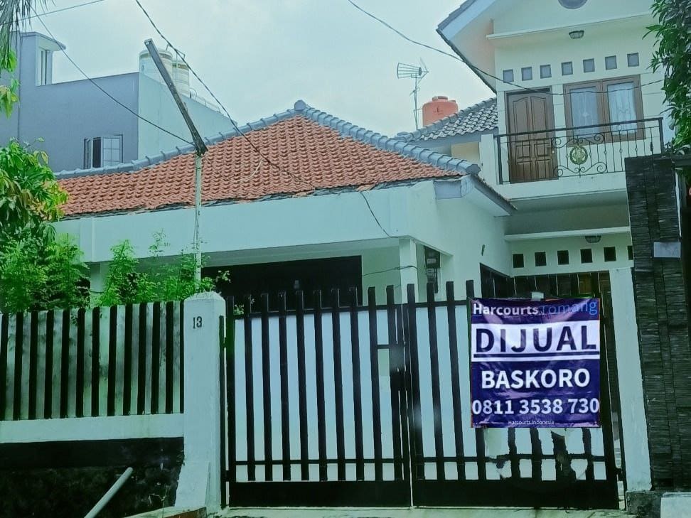 Jual Rumah + paviliun di Kebayoran Baru Jakarta Selatan (BM)