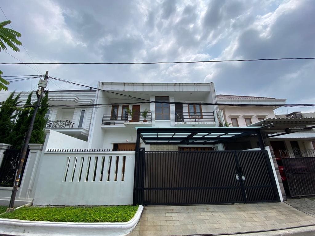 Sewa Rumah Mewah di Kawasan Pondok Indah, Jakarta Selatan AS