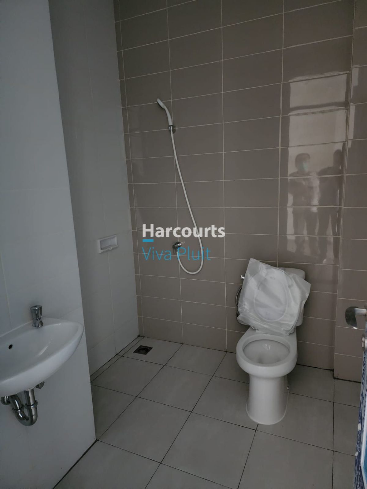 Dijual Cepat Ruko La Riviera Pik 2, Tangerang. Siap Pakai Harga Murah - Foto 4