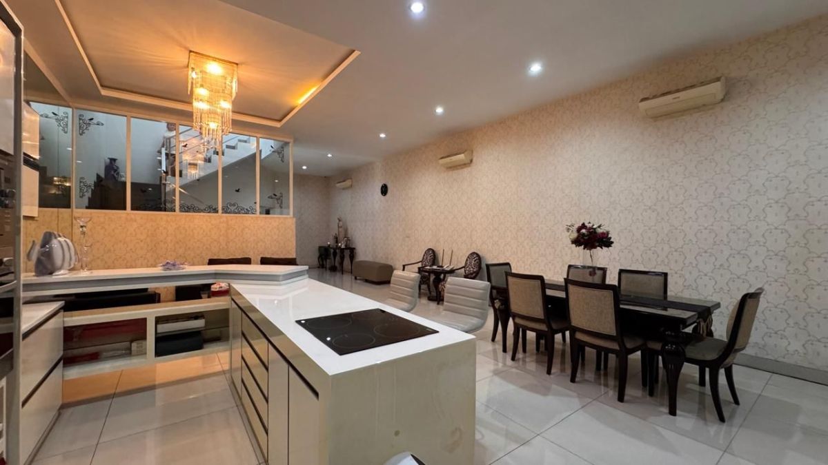 Turun Harga! Dijual Rumah Siap Huni di Pluit Kencana, Jakarta Utara - Foto 4