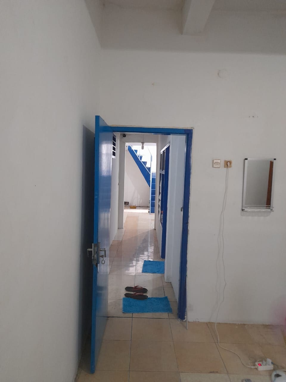 Dijual Rumah 2 lantai di daerah Jelambar Jakarta Barat (NC)