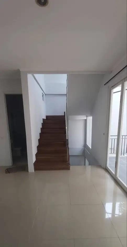 Sewa Cepat Rumah Townhouse di daerah Cilandak Jakarta Selatan (CR) - Foto 2