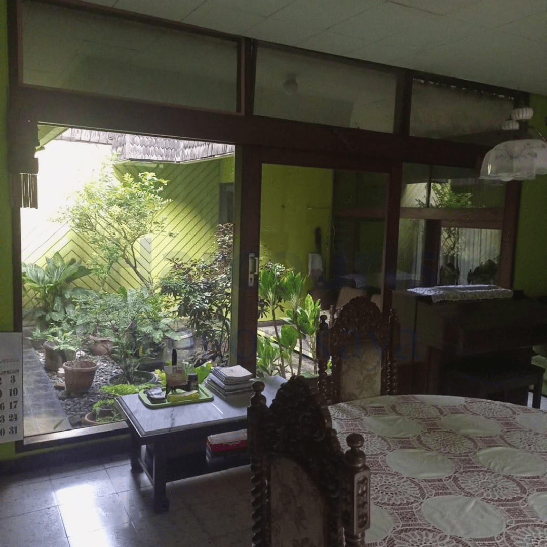 Jual Rumah Lama Lokasi Strategis dan Ramai Cocok untuk Buka Usaha Minimarket - Foto 7
