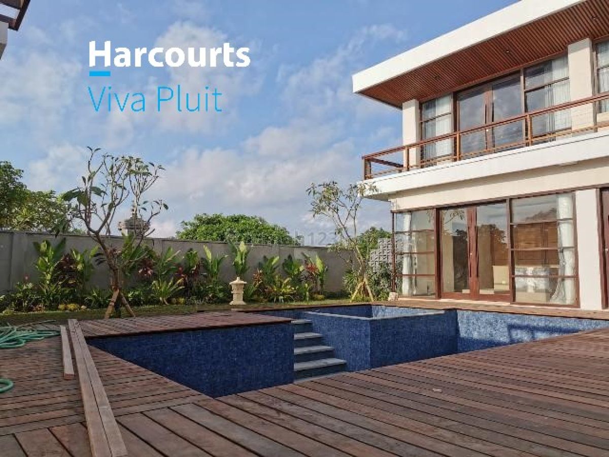 Dijual Villa di Nusa Dua, Badung, Bali. Harga Murah Nego Sampai Jadi!