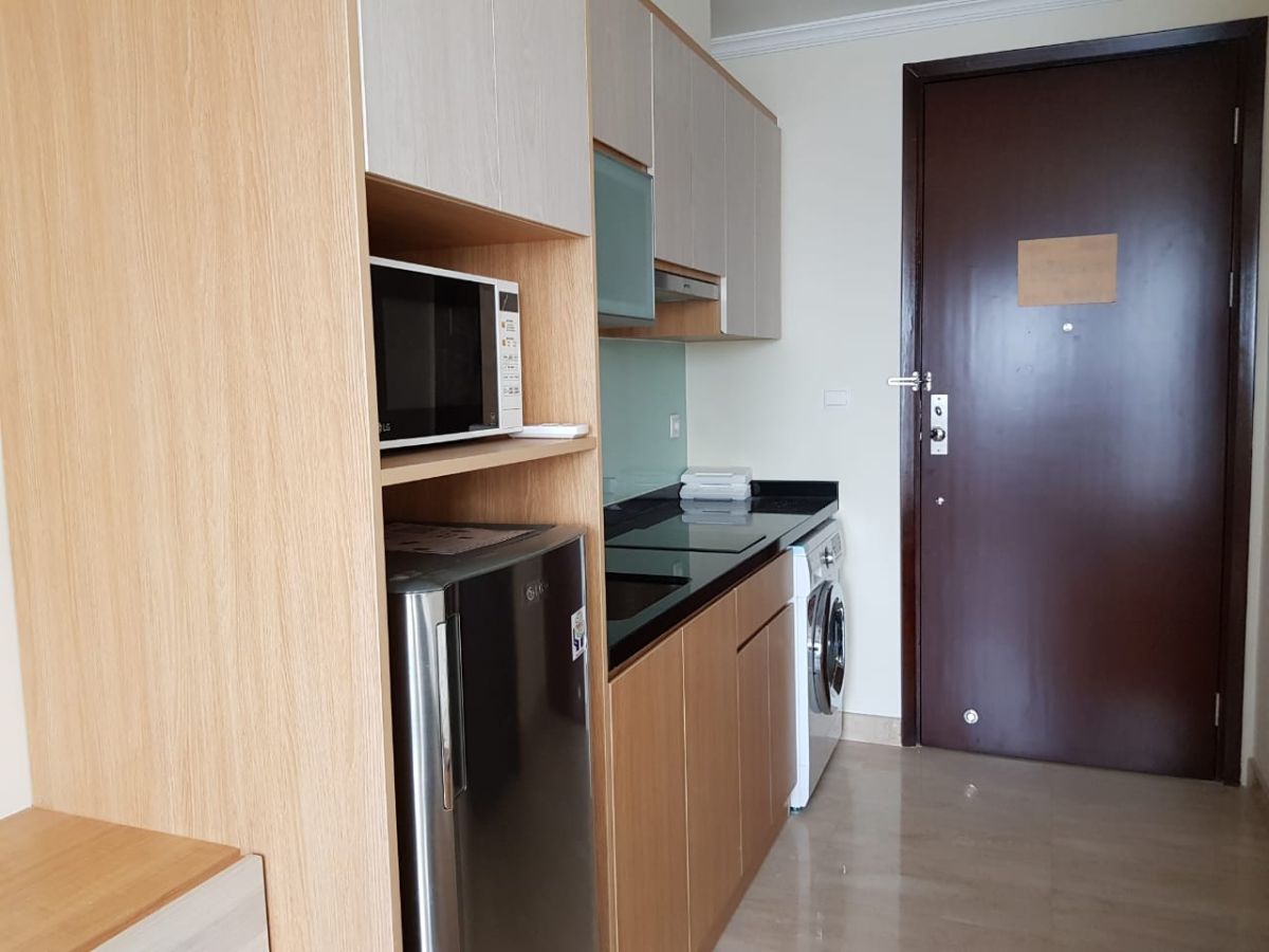 For Sale! Apartment Menteng Park, Cikini, Central Jakarta. Price Negotiable.