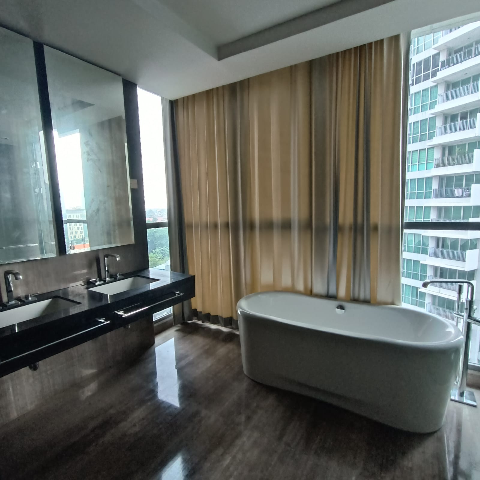 Jual Apartemen Kemang Village Mampang Prapatan Jakarta Selatan (AS)