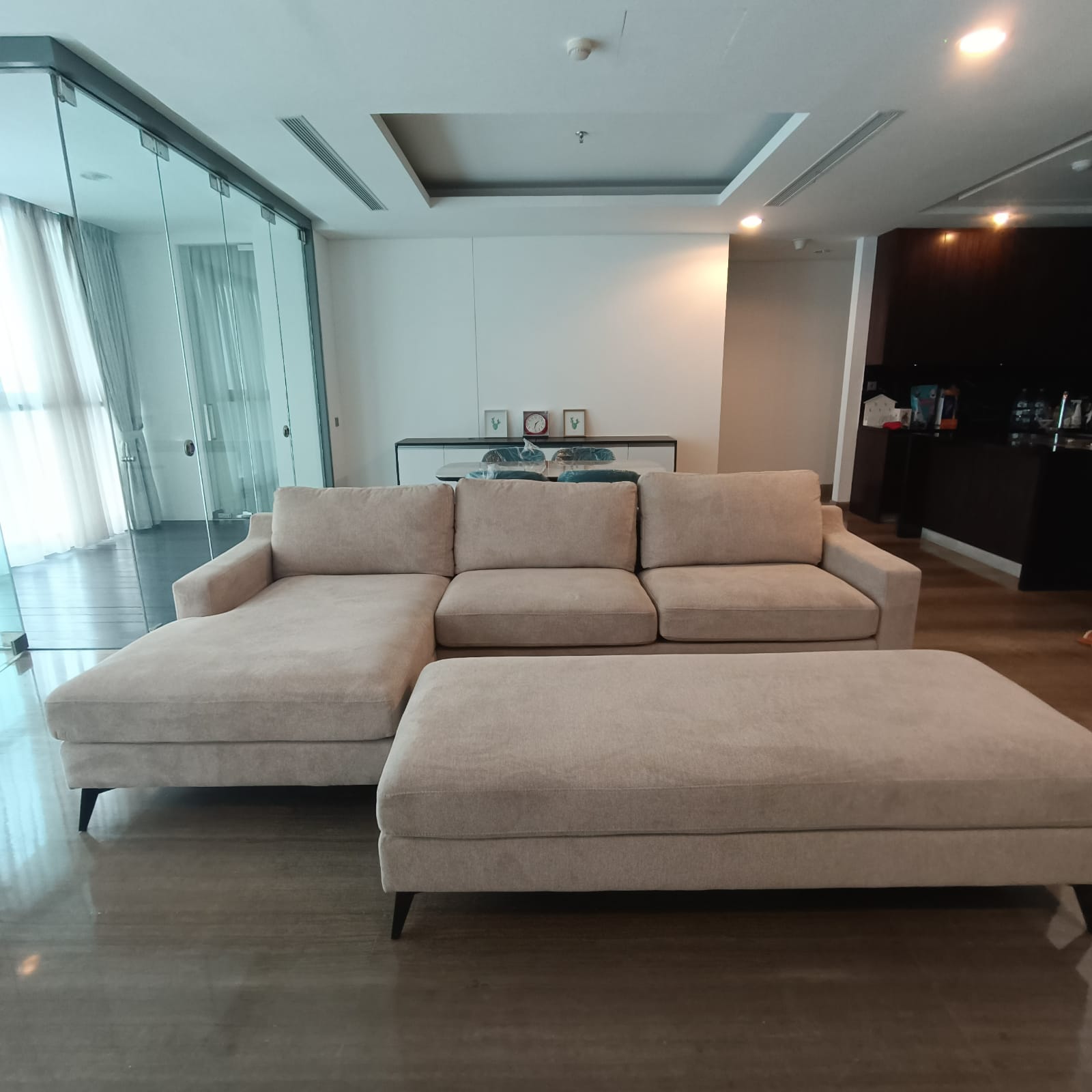 Jual Apartemen Kemang Village Mampang Prapatan Jakarta Selatan (AS) - Foto 2