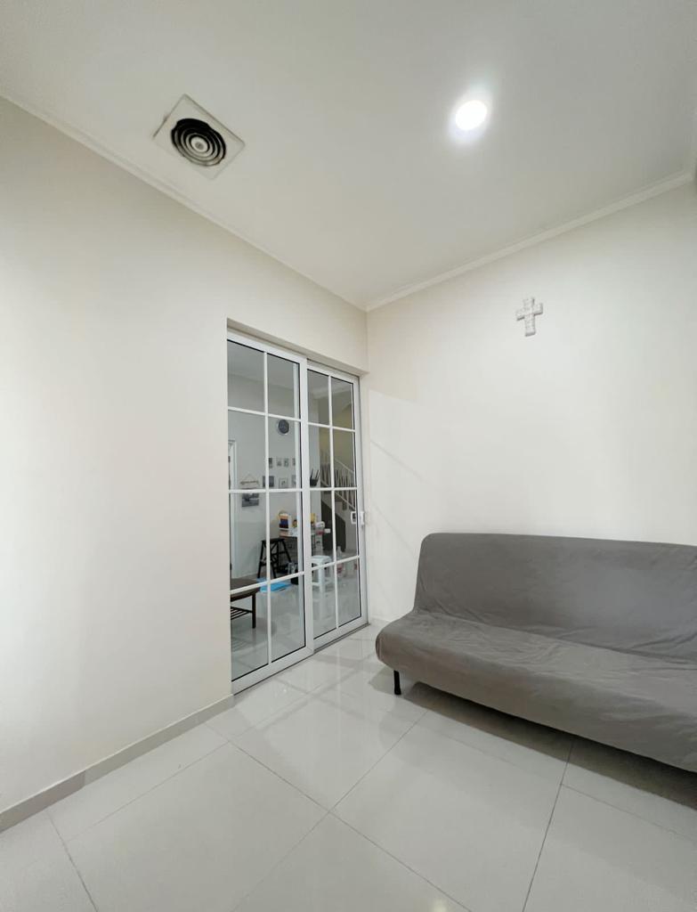 Jual Cepat Rumah Luas 156m2 di Surabaya Timur Jawa Timur (CR) - Foto 3