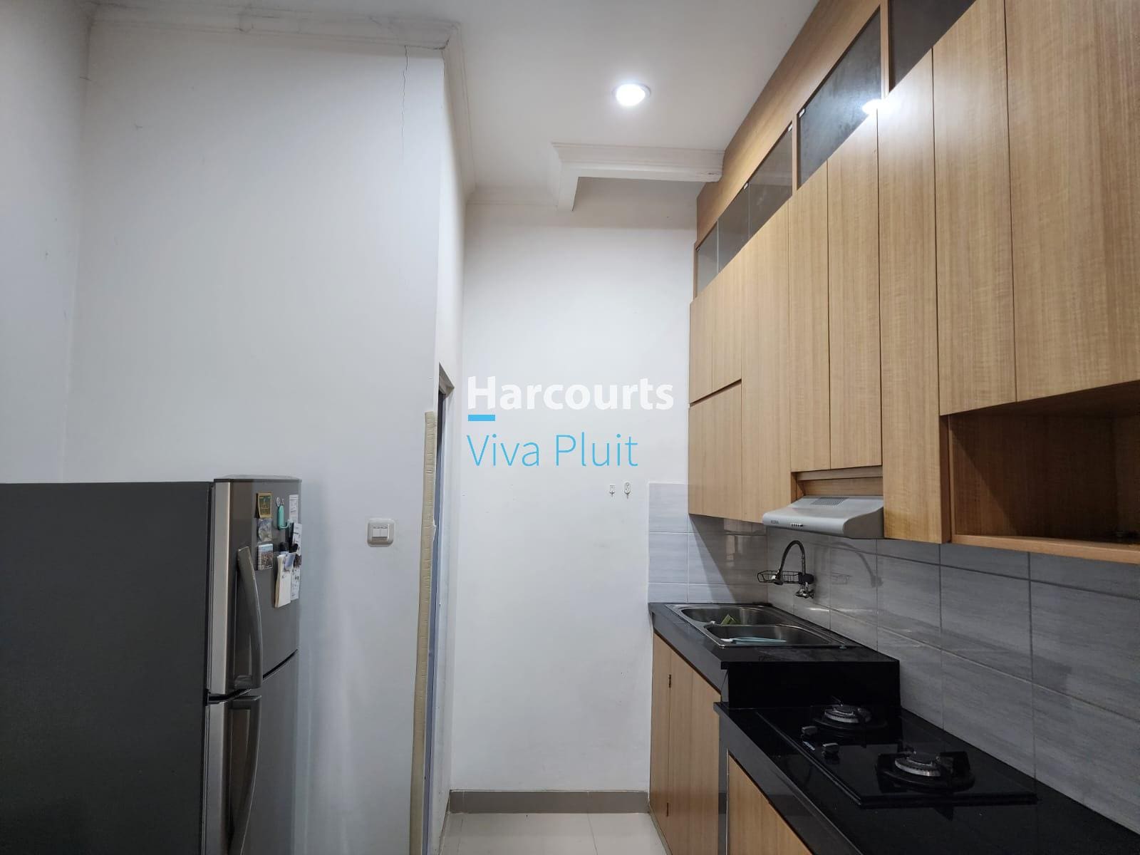 Rumah Jl. Mandala Barat, Tomang. Full Furnished Siap Huni Murah!