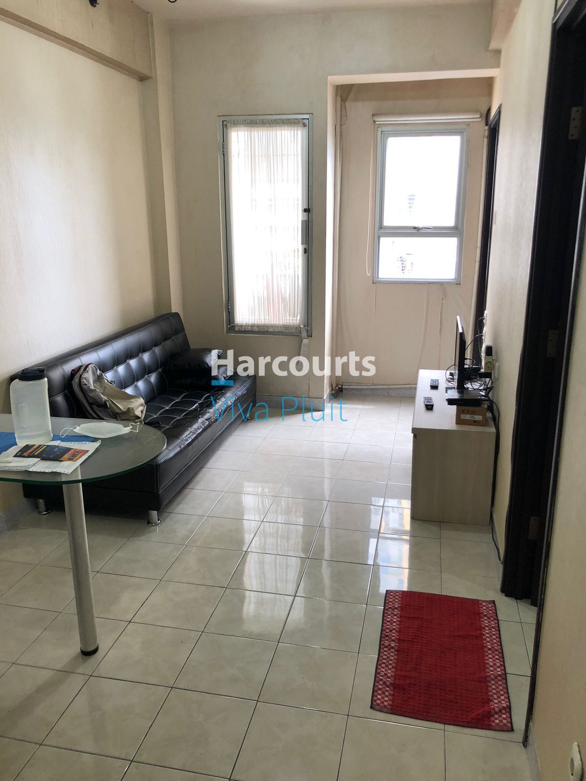 Turun Harga. Apartemen Menara Latumenten, Jelambar, Jakarta Barat. Siap Huni!! - Foto 2