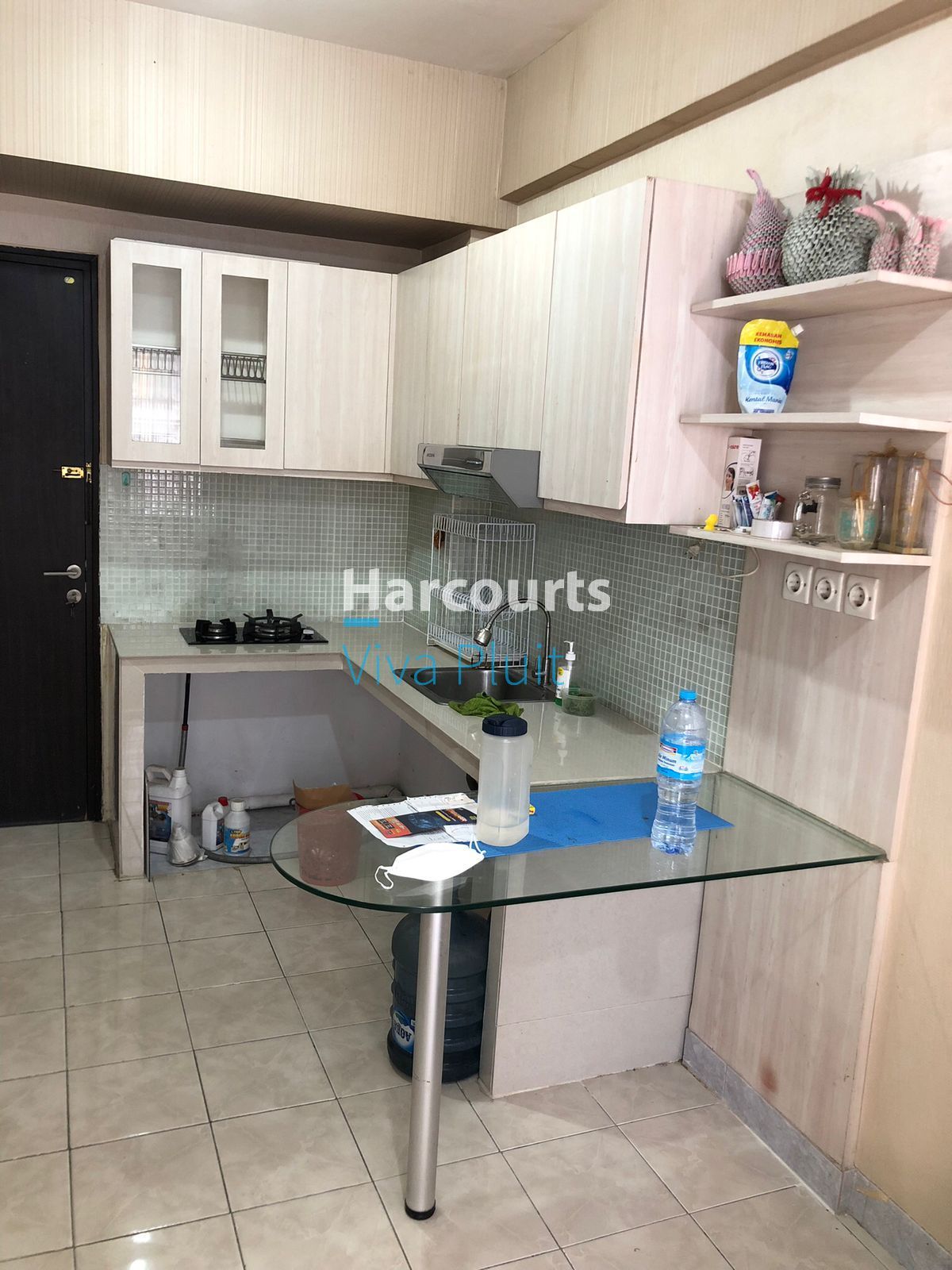 Turun Harga. Apartemen Menara Latumenten, Jelambar, Jakarta Barat. Siap Huni!! - Foto 5