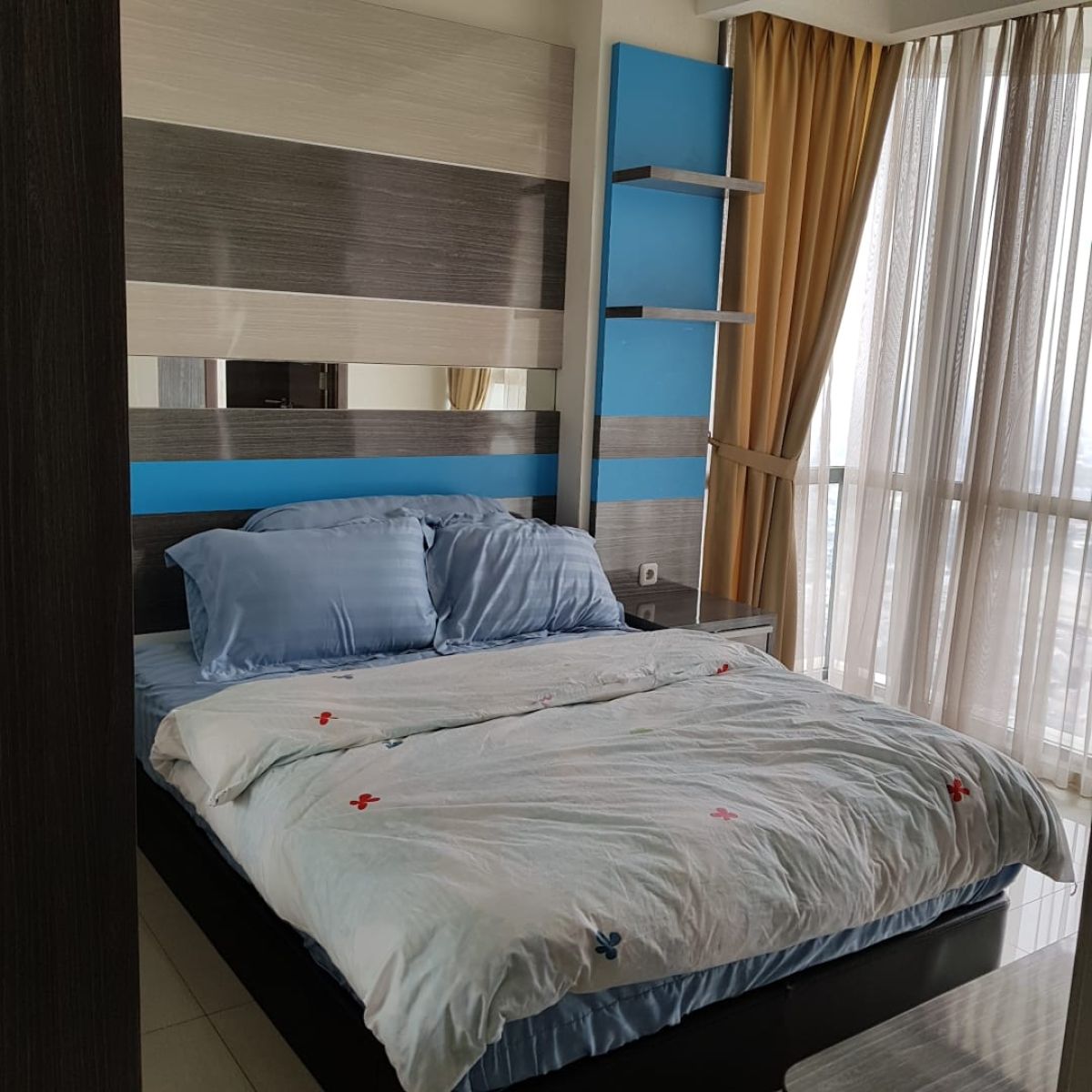 Disewa Apartemen St. Moritz Puri, Jakarta Barat. Siap Huni, Harga Nego! - Foto 3