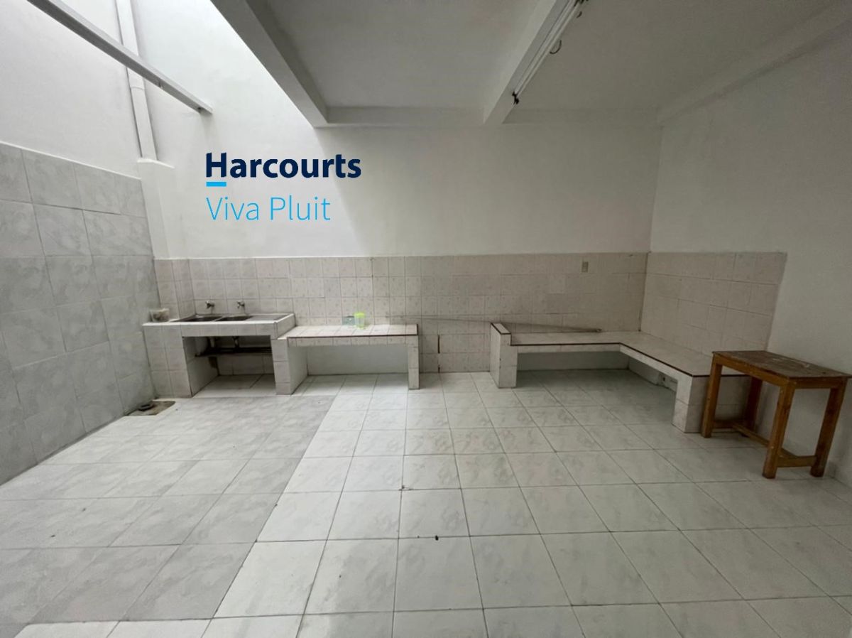 Dijual Rumah Muara Karang Blok 9, Jakarta Utara. Harga Murah Nego! - Foto 2