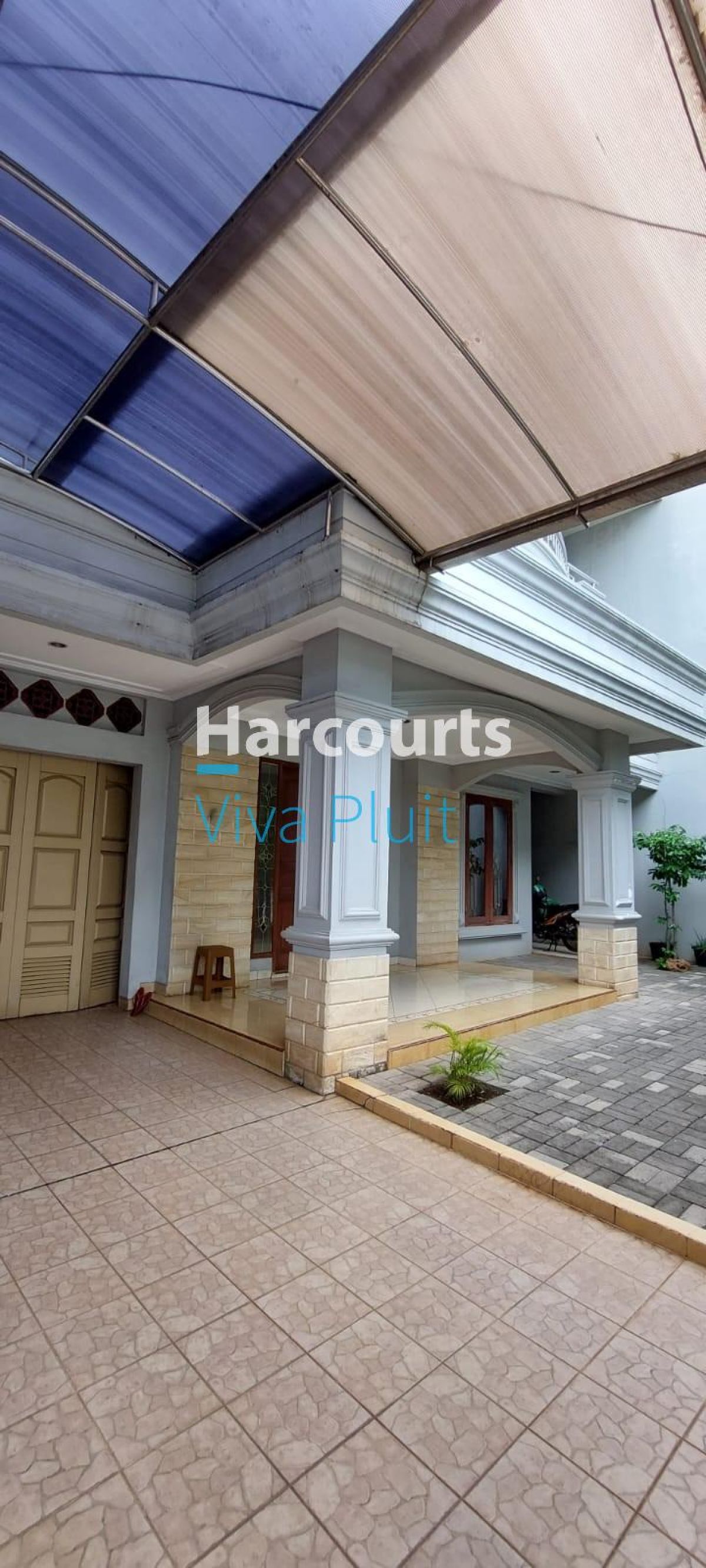 Dijual Rumah Muara Karang, Jakarta Utara. Lokasi Strategis Harga Nego