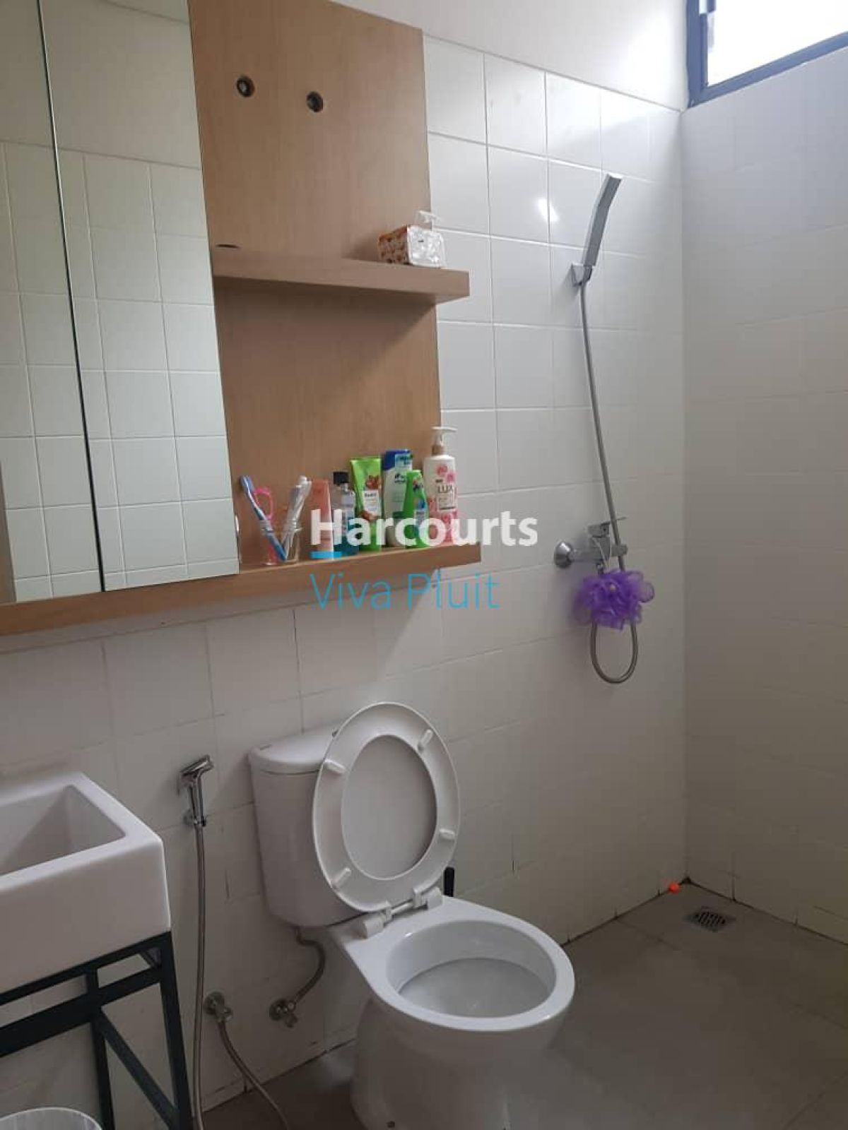 Dijual Rumah Cluster Invensihaus Tabebuya, BSD City. Furnished Murah! - Foto 2