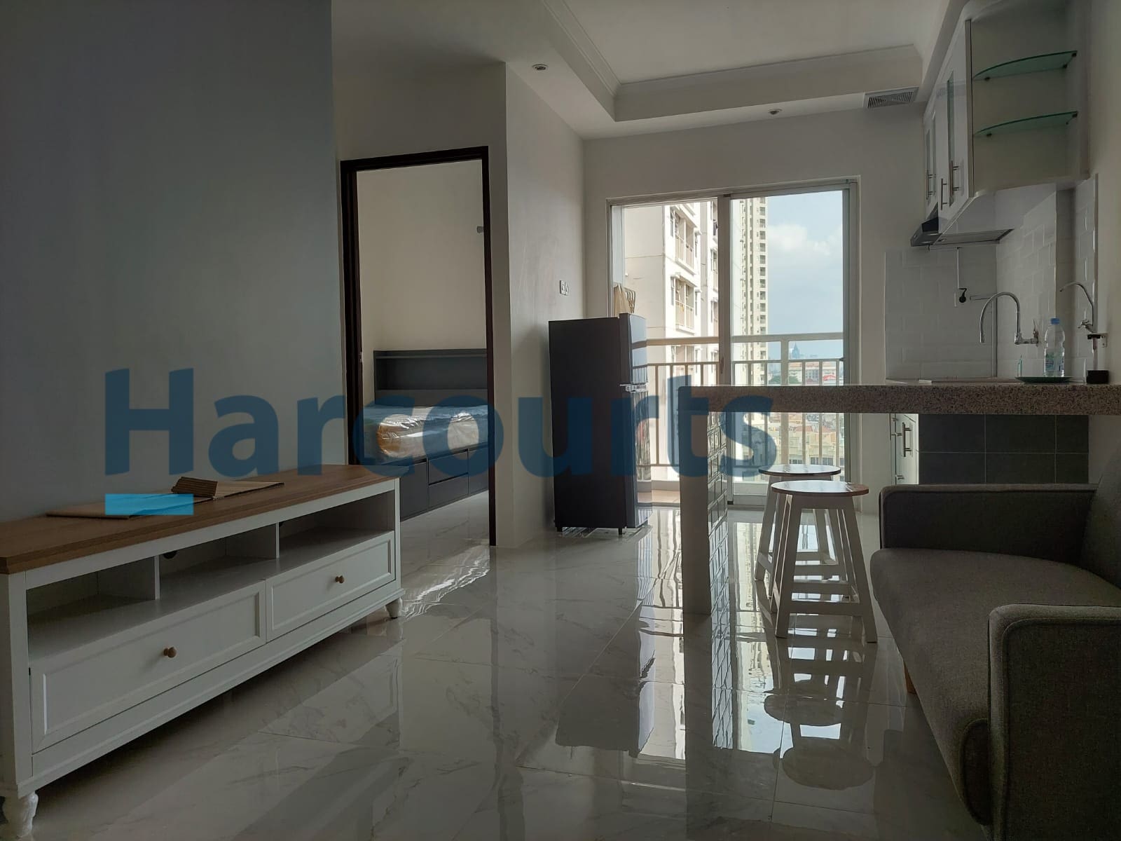 Sewa Apartemen Mediterania Garden Residences 2 di Jl. Letjen S.Parman Tanjung Duren Jakarta Barat (RR)