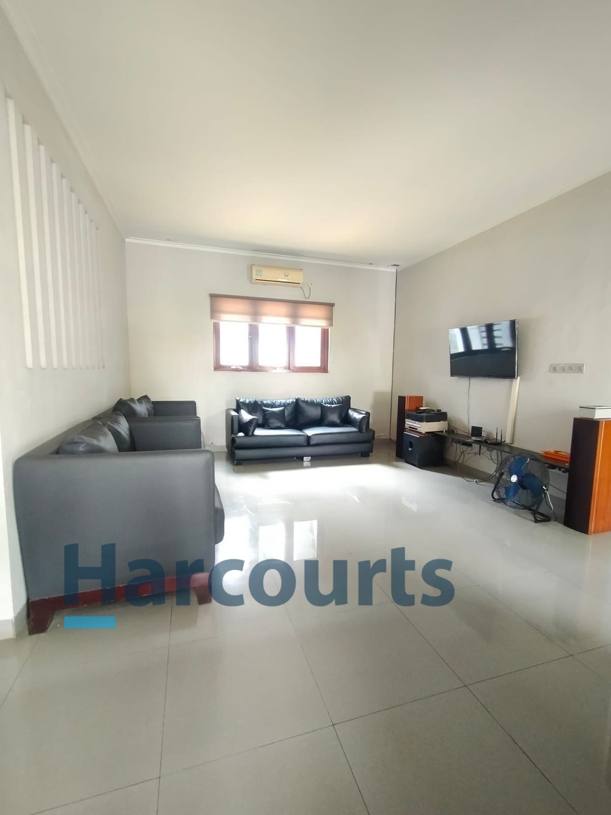 Sewa Apartemen Mediterania Garden Residences 2 Jl. Letjen S Parman Tanjung Duren Jakarta Barat (RR)