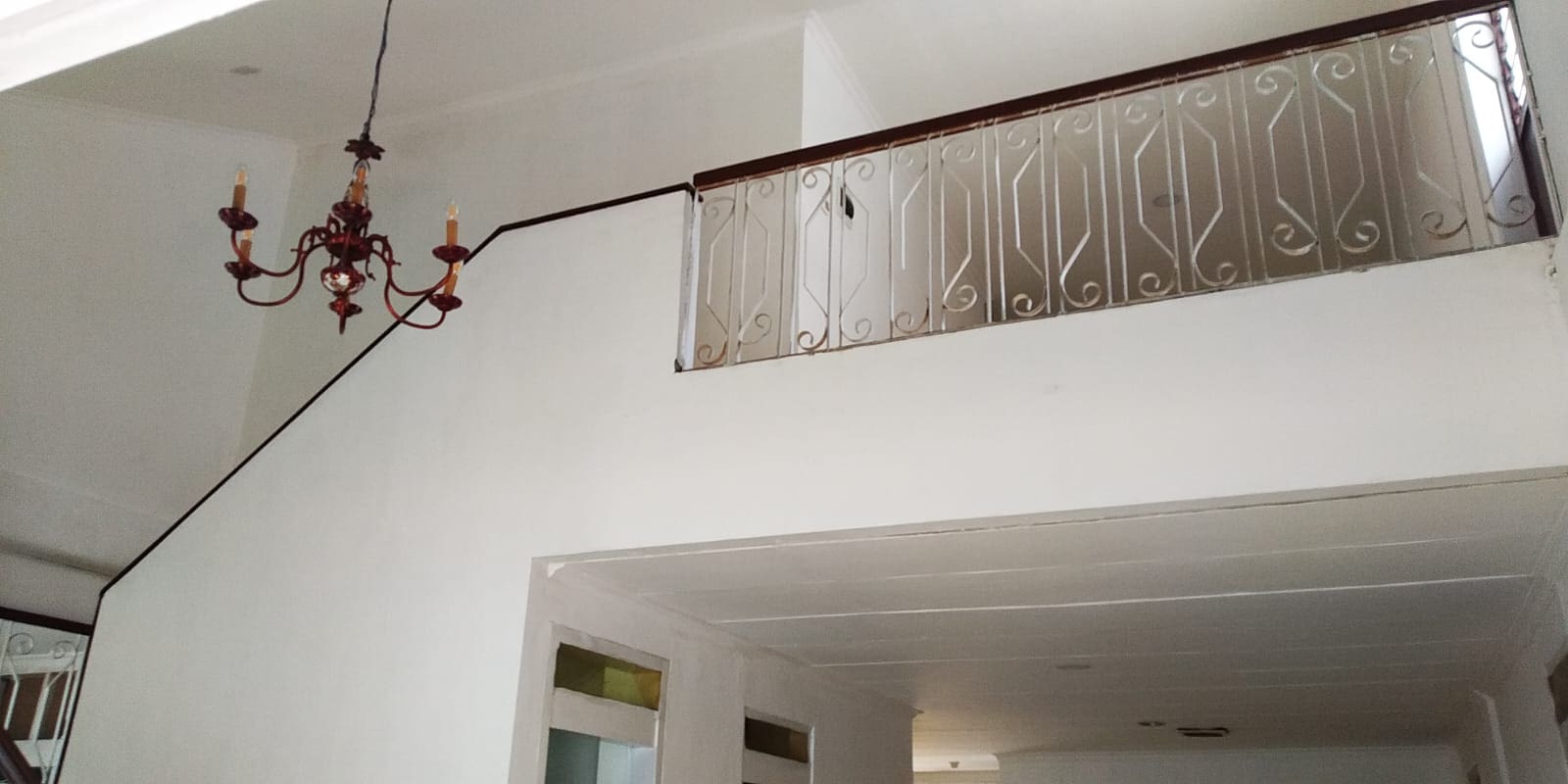 Sewa Cepat Rumah luas : 15m x 20m di Tomang Jakarta Barat (ID) - Foto 7