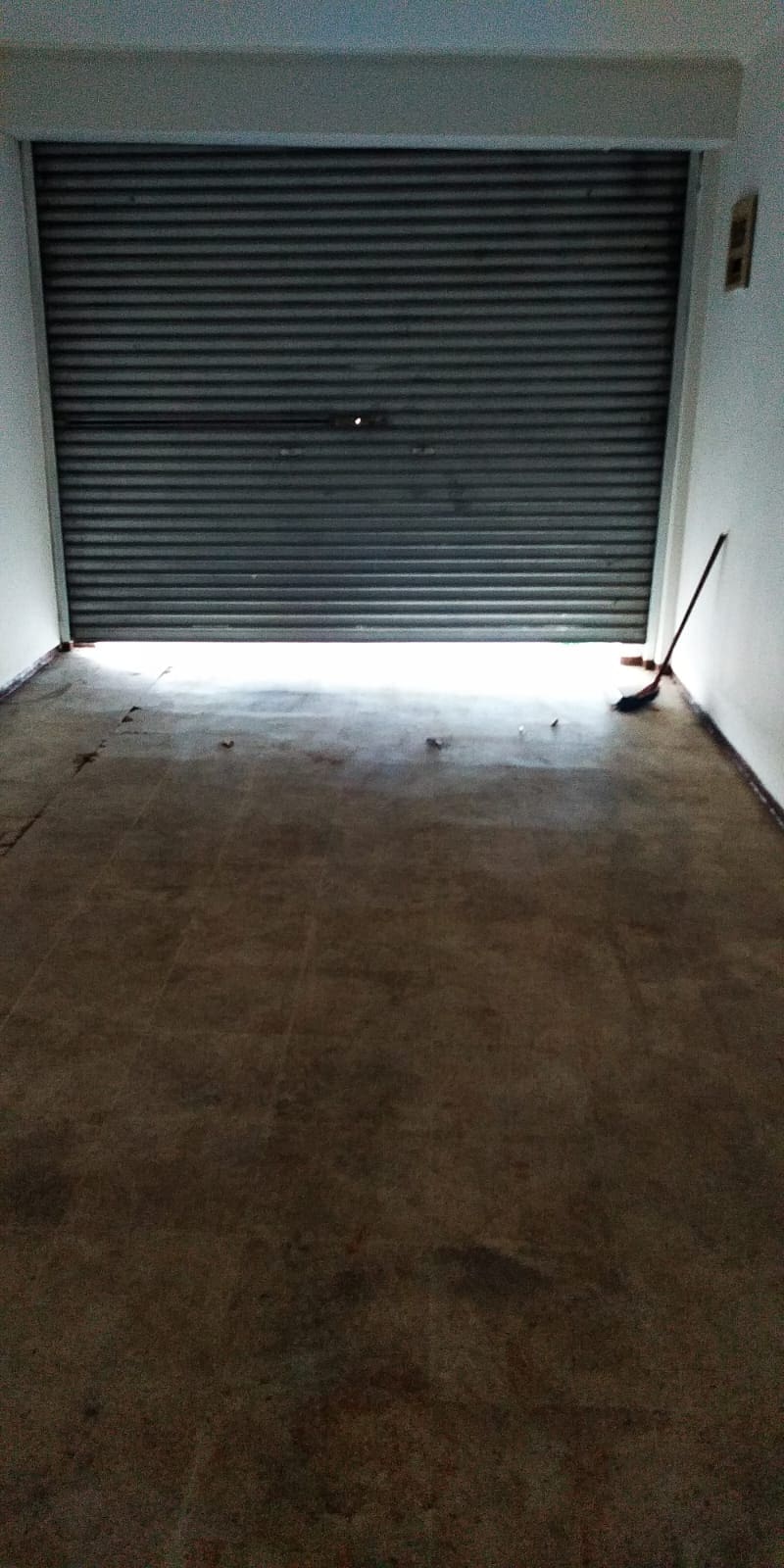 Sewa Cepat Rumah luas : 15m x 20m di Tomang Jakarta Barat (ID) - Foto 9