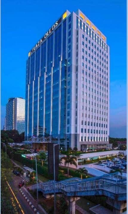 Disewa Office Space luas : 370 m2 di Plaza Oleos di Jakarta Selatan (NC)